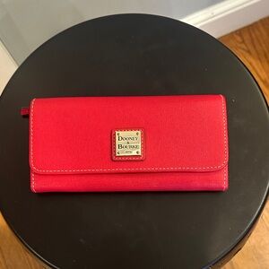 Dooney & Bourke Saffiano Leather Folded Zip Bifold Wallet – Red